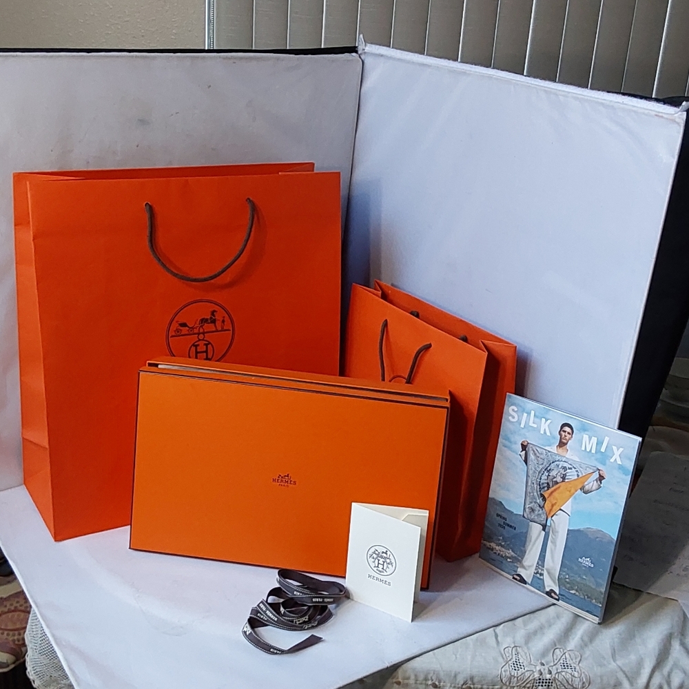 HERMÈS PARIS BOX & BAG STORAGE CLOSET ORGANIZER